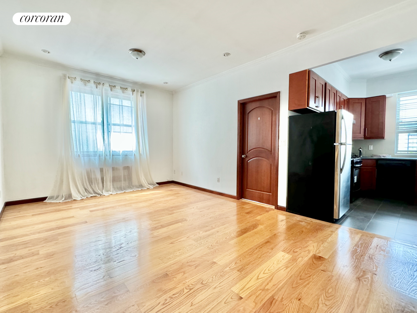 314 74th Street 2F, Bay Ridge, Brooklyn, New York - 2 Bedrooms  
1 Bathrooms  
4 Rooms - 