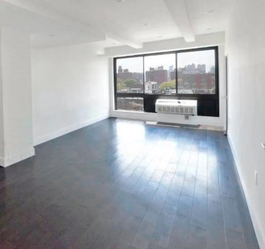 2183 3rd Avenue 605, East Harlem, Upper Manhattan, NYC - 1 Bathrooms  
2 Rooms - 