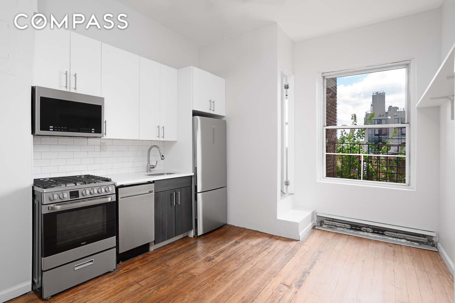 1557 Lexington Avenue 5S, East Harlem, Upper Manhattan, NYC - 2 Bedrooms  
1 Bathrooms  
3 Rooms - 