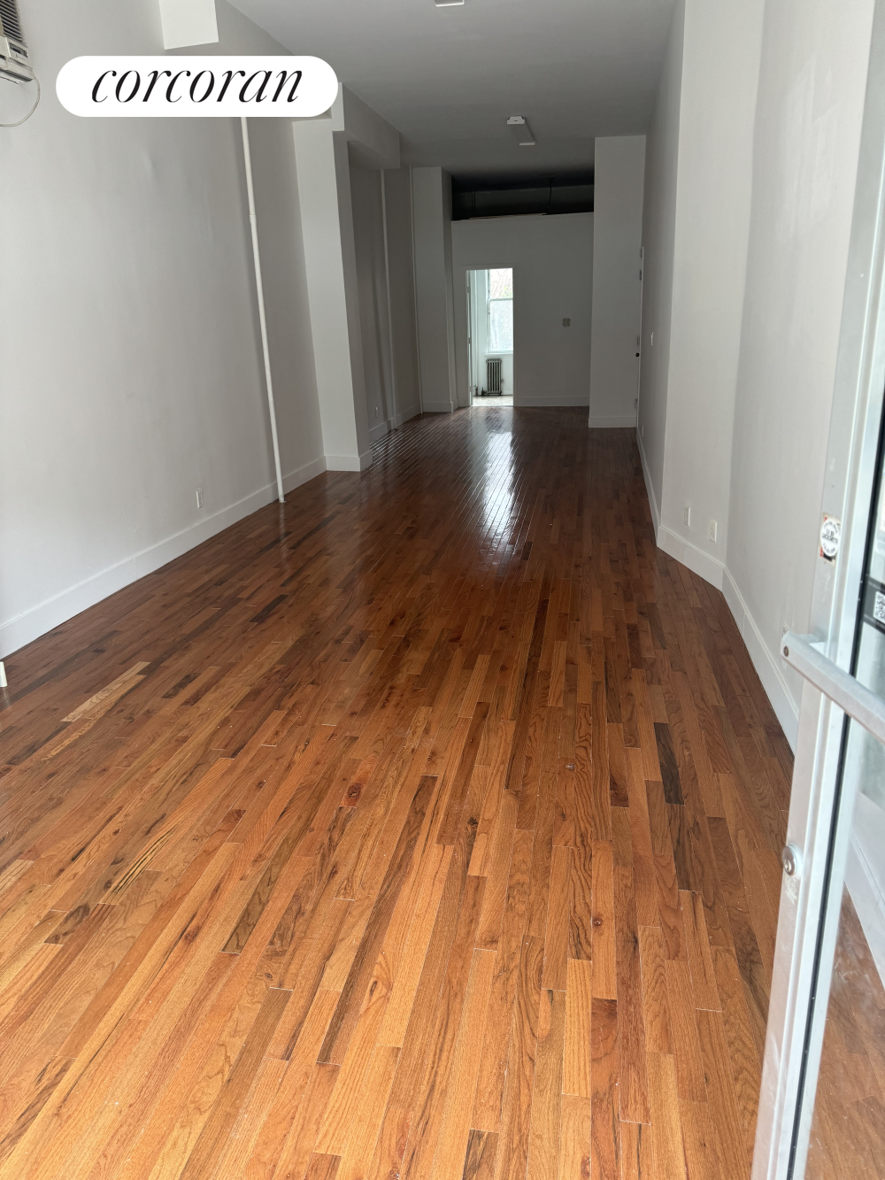 25-09 Astoria Boulevar West, Astoria, Queens, New York - 2 Rooms - 