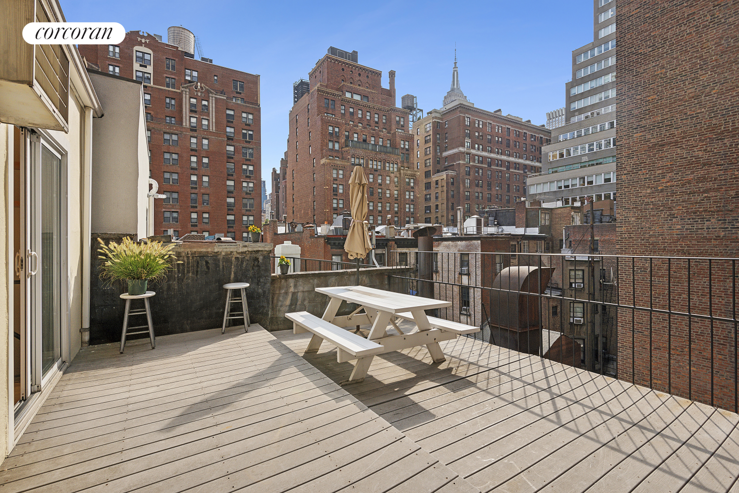 346 Lexington Avenue Ph4r, Murray Hill, Midtown East, NYC - 2 Bedrooms  
1.5 Bathrooms  
4 Rooms - 