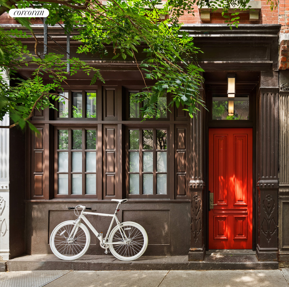 19 Downing Street, West Village, Downtown, NYC - 4 Bedrooms  
4.5 Bathrooms  
13 Rooms - 