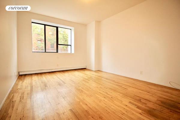 Photo 1 of 272 Willoughby Avenue 3K, Bedford-Stuyvesant, New York, $3,900, Web #: 1079237493