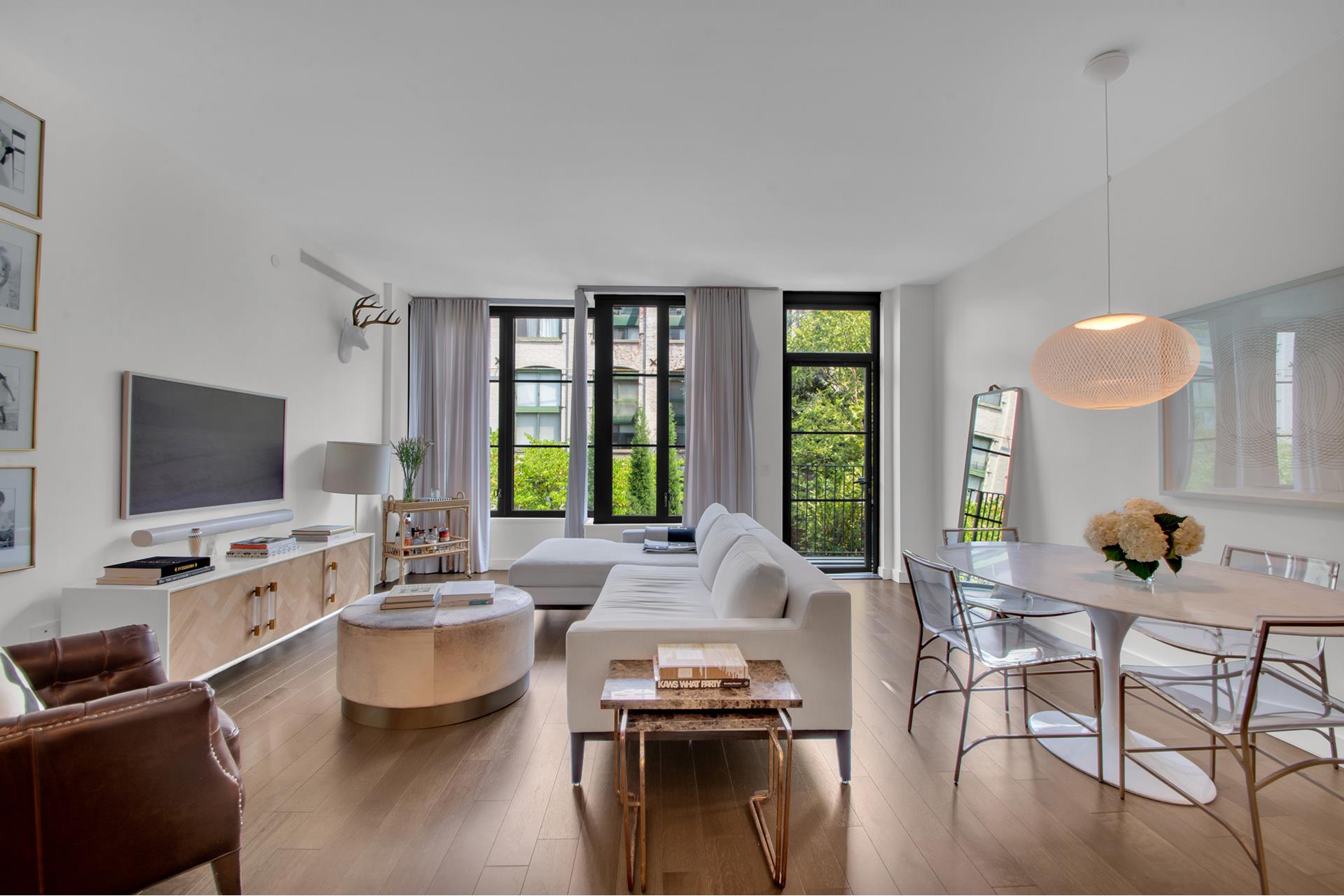 Photo 1 of 345 Carroll Street 2E, Carroll Gardens, New York, $2,950,000, Web #: 1079238009