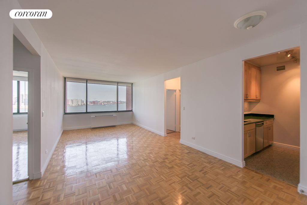 380 Rector Place 9A, Battery Park City, Downtown, NYC - 2 Bedrooms  
2 Bathrooms  
4 Rooms - 