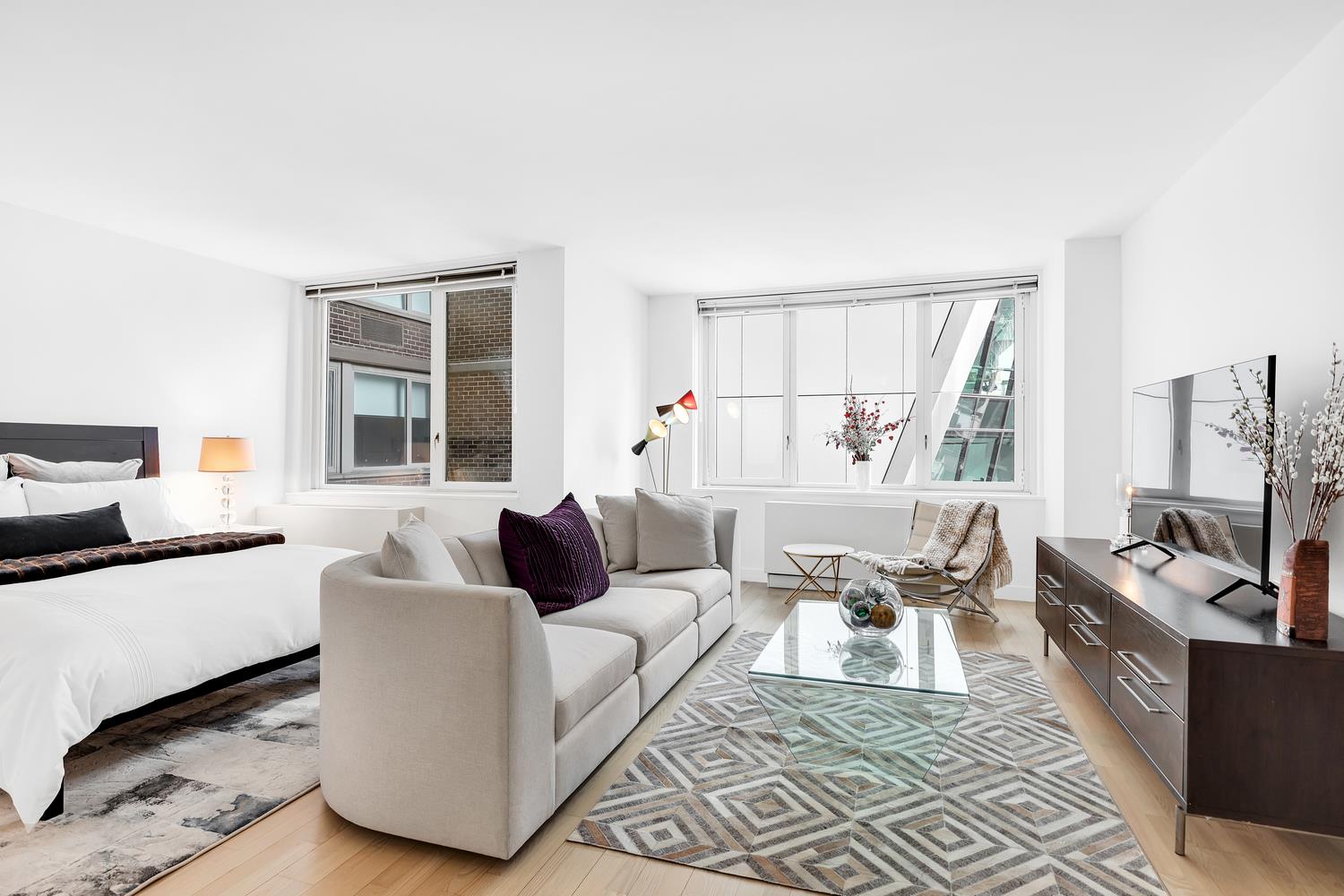 322 West 57th Street 27R, Hells Kitchen, Midtown West, NYC - 1 Bathrooms  
2 Rooms - 