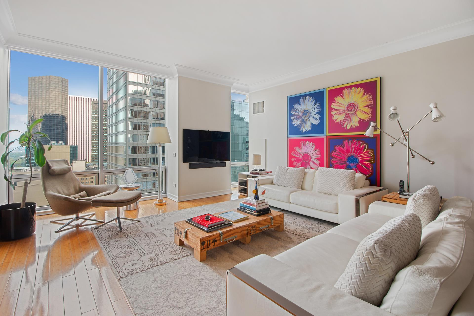 641 5th Avenue 27C, Midtown East, Midtown East, NYC - 2 Bedrooms  
2 Bathrooms  
4 Rooms - 