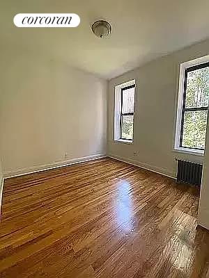 433 East 80th Street 7, Yorkville, Upper East Side, NYC - 3 Bedrooms  
1 Bathrooms  
6 Rooms - 