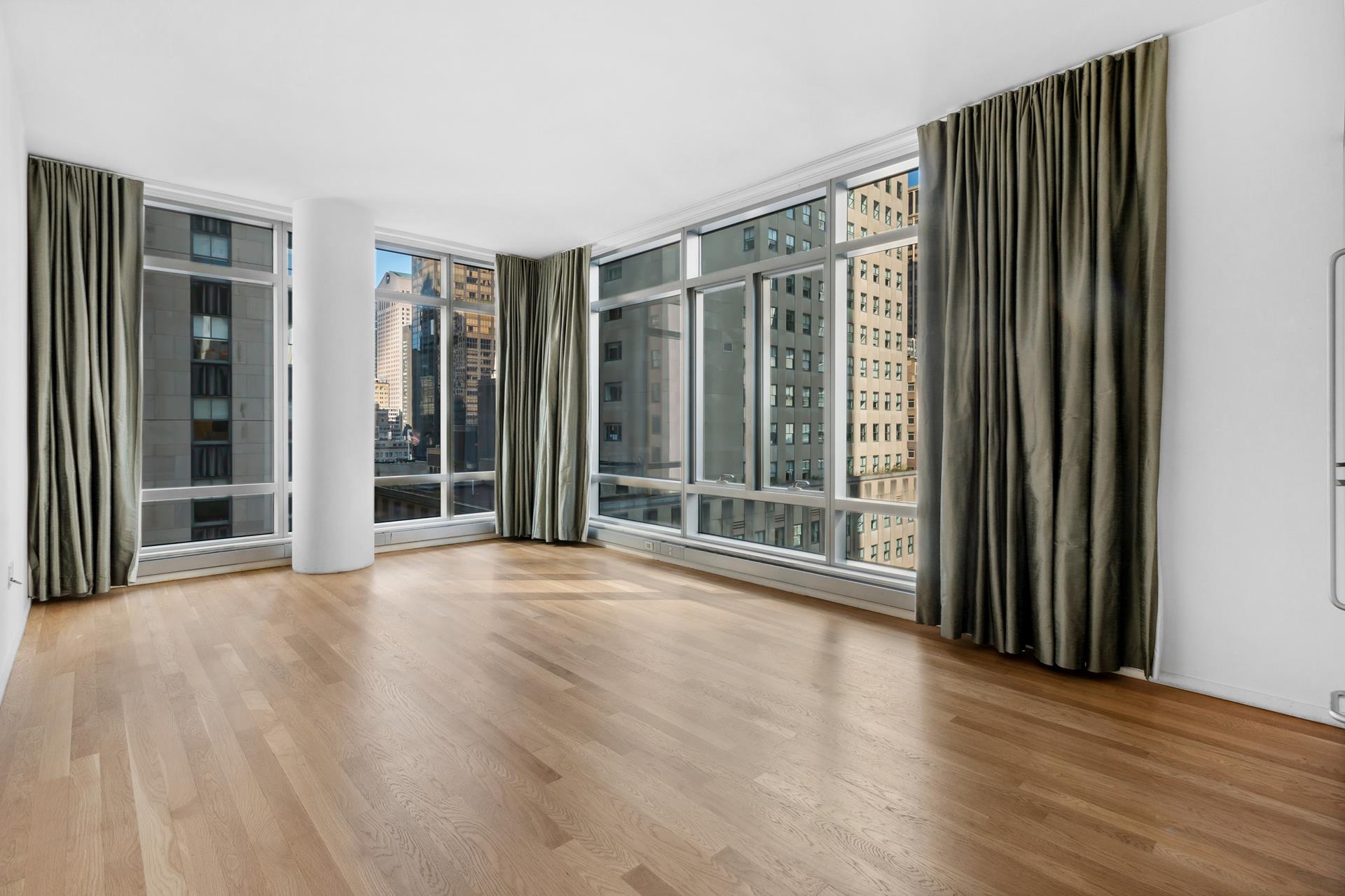 Photo 1 of 18 West 48th Street 15B, , $1,250,000, Web #: 1079652391