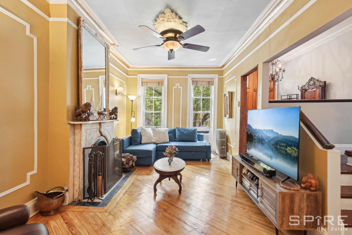 Photo 1 of 457 Warren Street Th, Boerum Hill, New York, $2,795,000, Web #: 1079692744