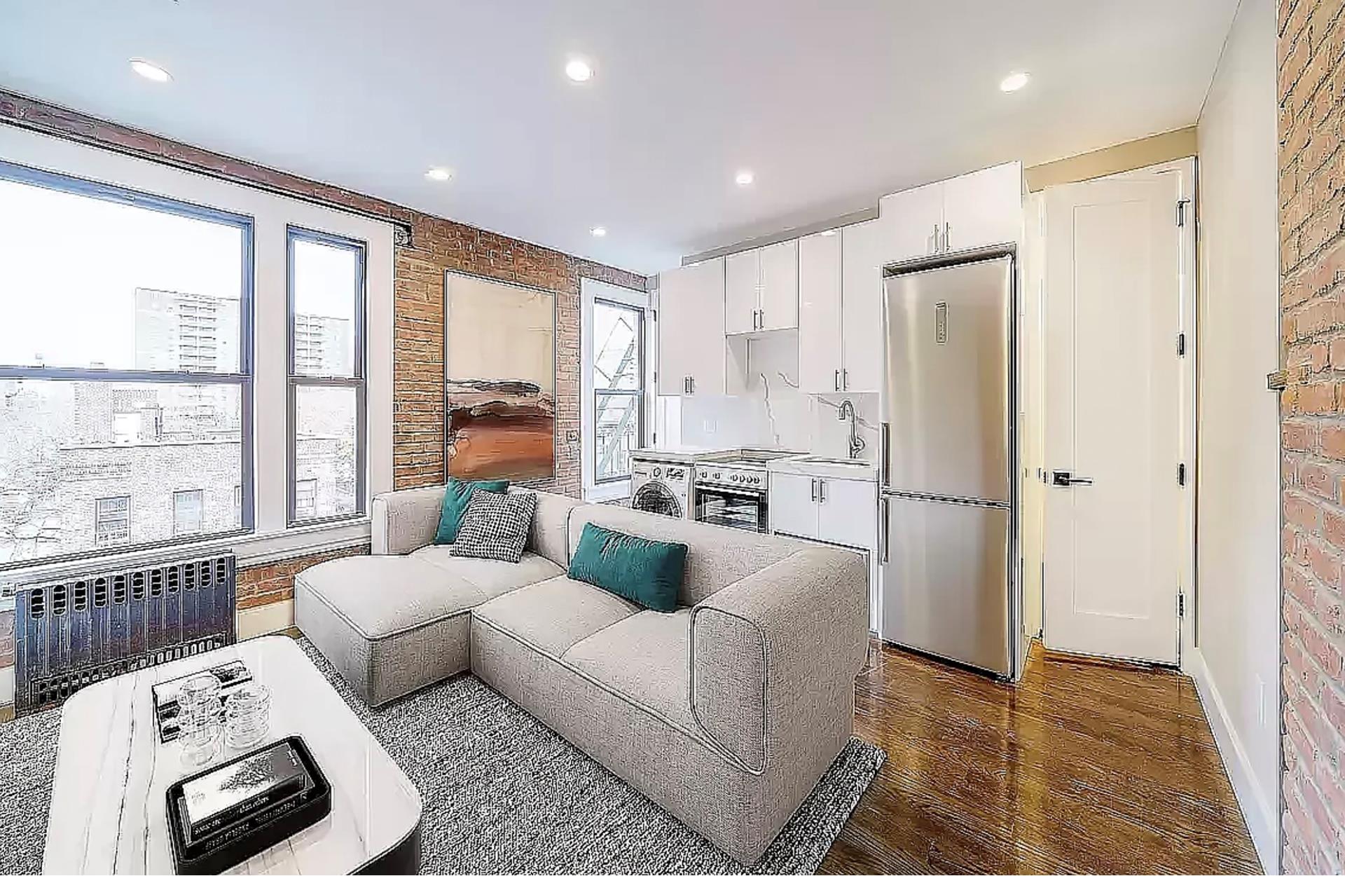 24 Ave A 5W, East Village, Downtown, NYC - 3 Bedrooms  
1 Bathrooms  
5 Rooms - 