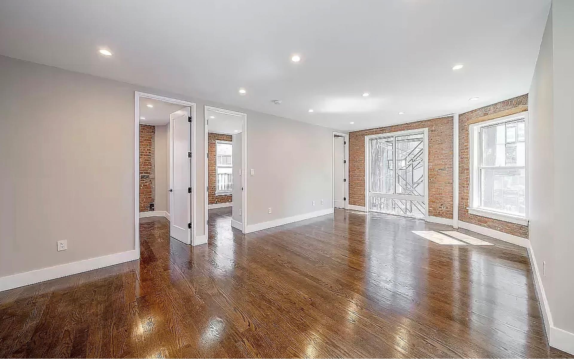 36 West 21st Street Ph2, Flatiron, Downtown, NYC - 5 Bedrooms  
2 Bathrooms  
8 Rooms - 