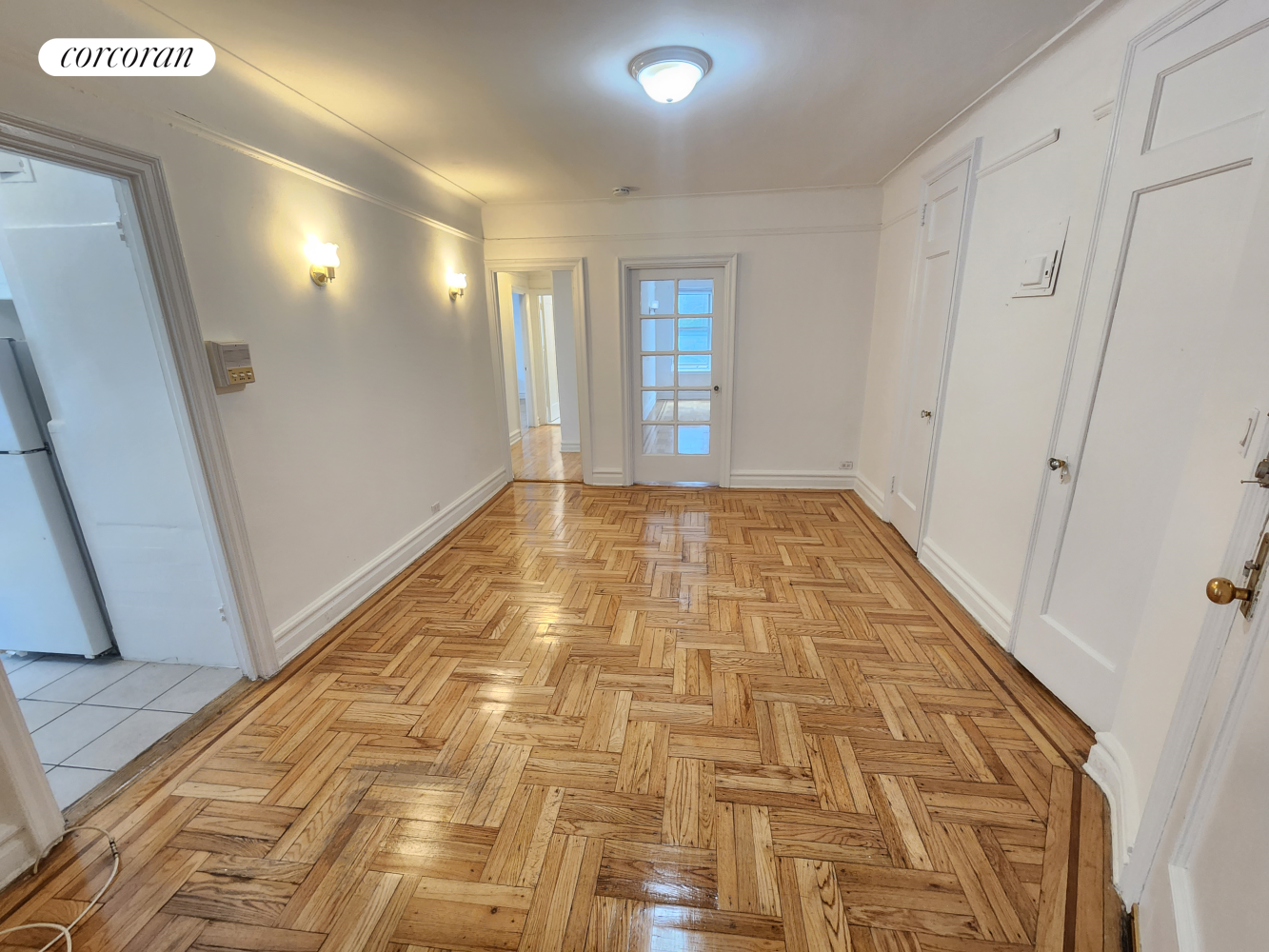 3900 Greystone Avenue 14F, Fieldston, Bronx, New York - 3 Bedrooms  
1.5 Bathrooms  
6 Rooms - 