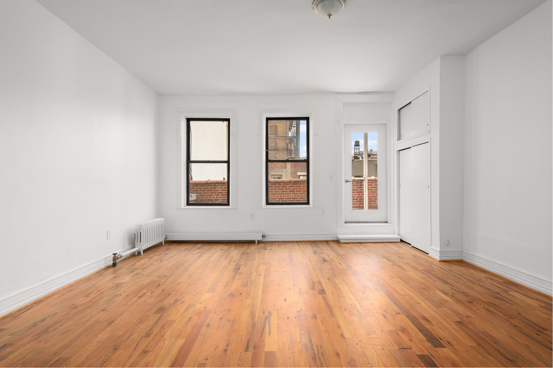 4 West 90th Street 2E, Upper West Side, Upper West Side, NYC - 1 Bathrooms  
1 Rooms - 