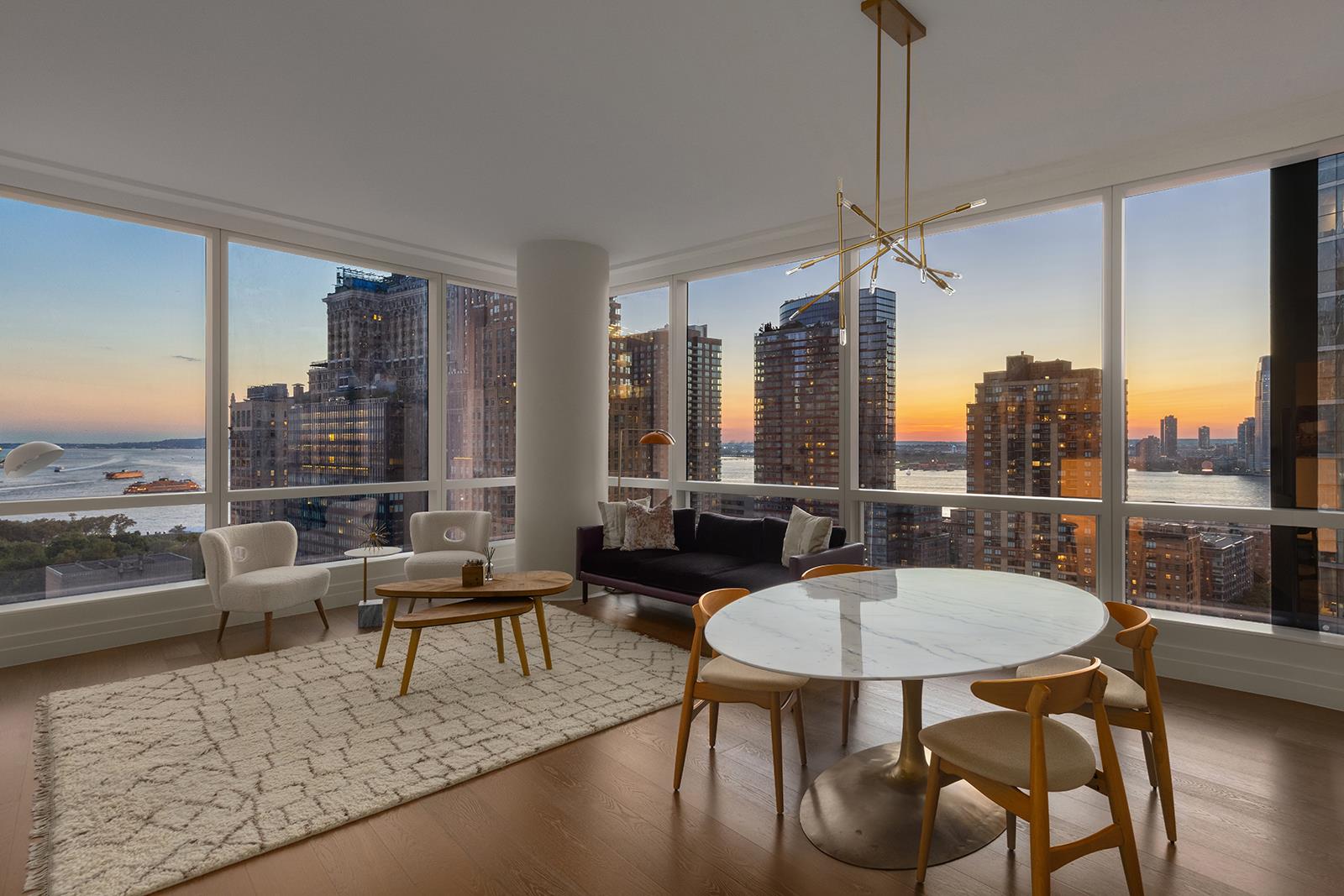 77 Greenwich Street 24-A, Financial District, Downtown, NYC - 3 Bedrooms  
2.5 Bathrooms  
6 Rooms - 