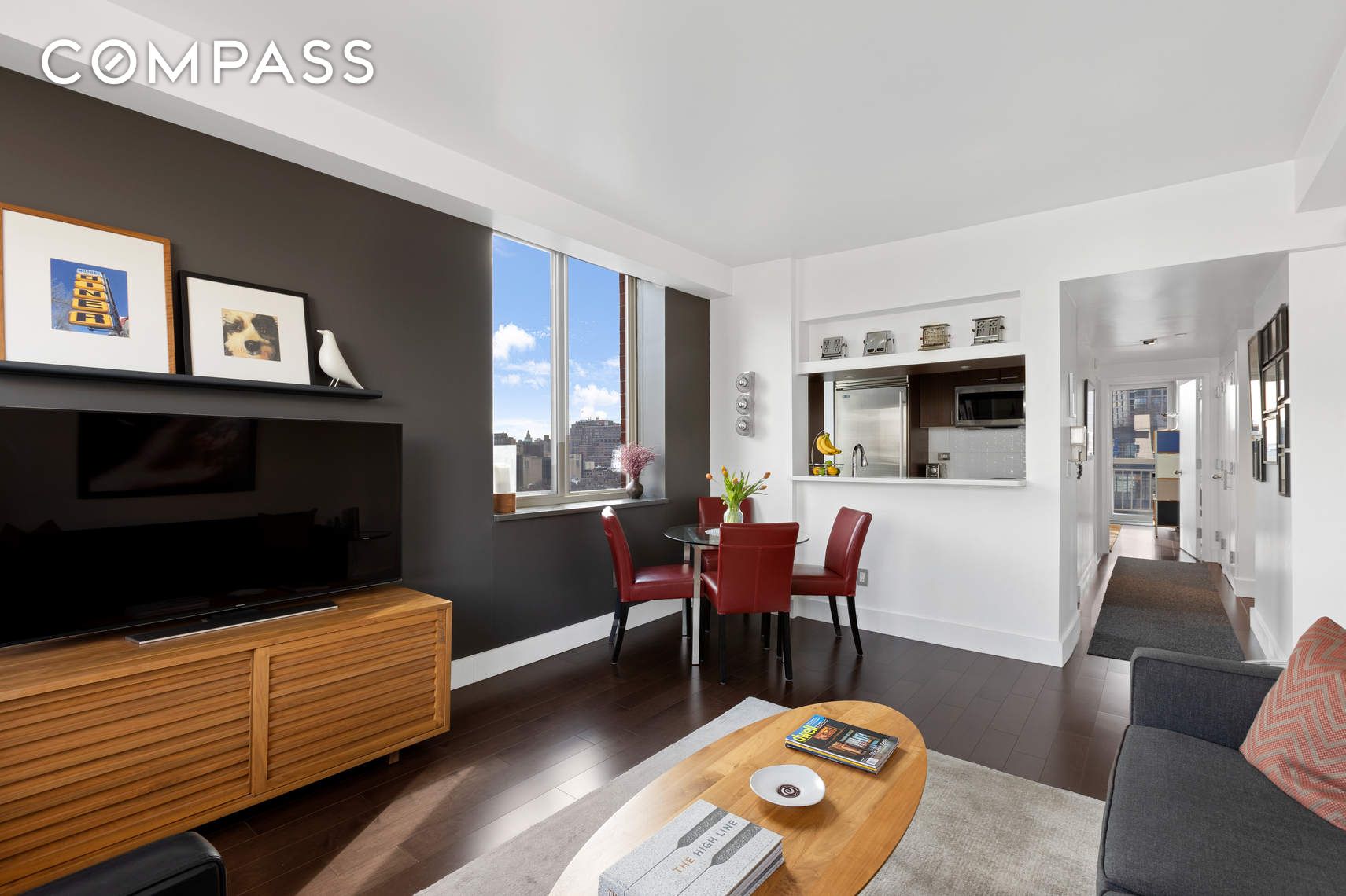 520 West 23rd Street Ph16f, Chelsea, Downtown, NYC - 2 Bedrooms  
2 Bathrooms  
5 Rooms - 