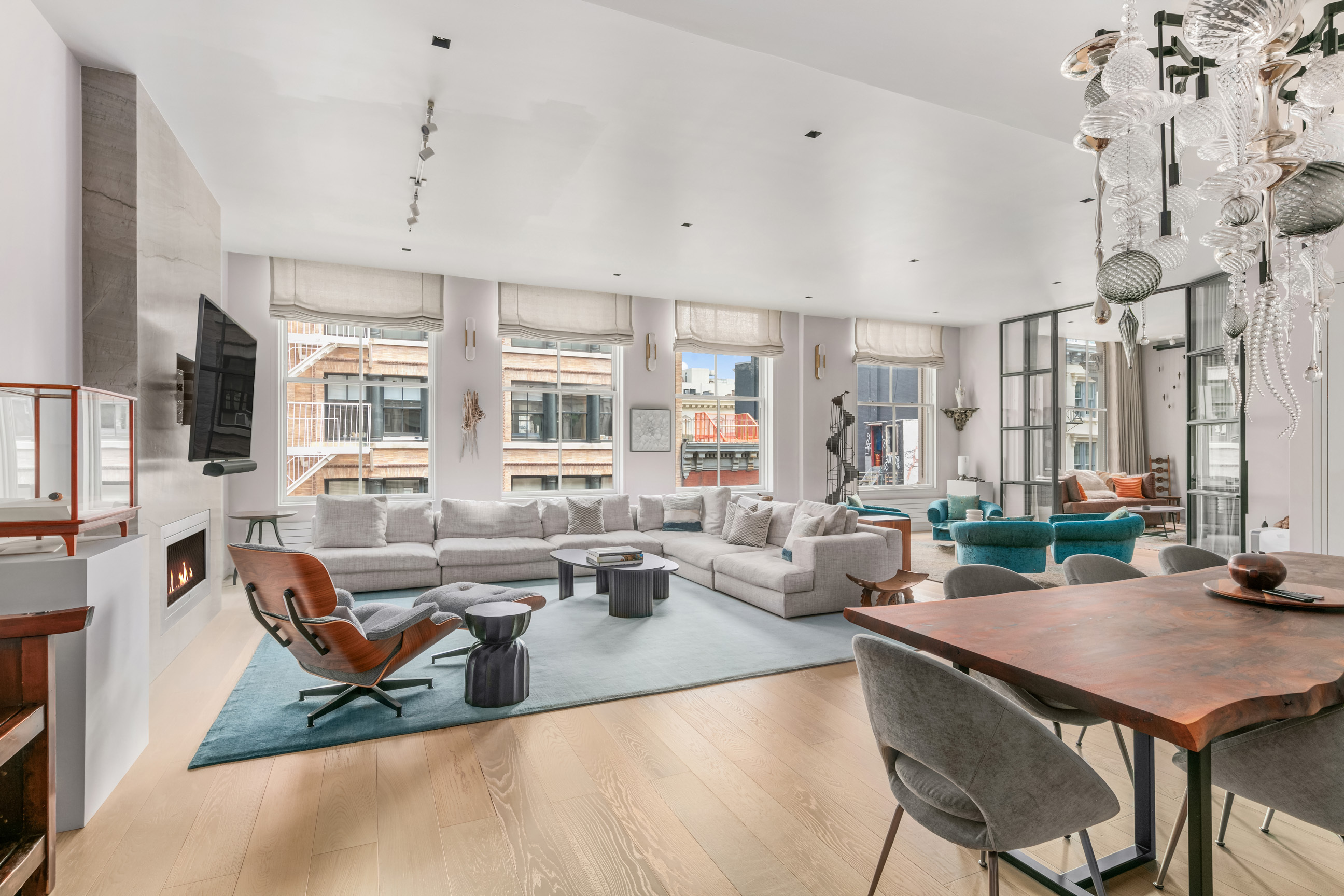 52 Lispenard Street 4, Tribeca, Downtown, NYC - 4 Bedrooms  
4.5 Bathrooms  
8 Rooms - 