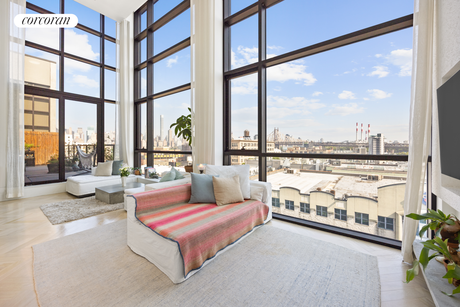 Photo 1 of 11-12 44th Drive Ph4, Long Island City, New York, $2,995,000, Web #: 1082215788