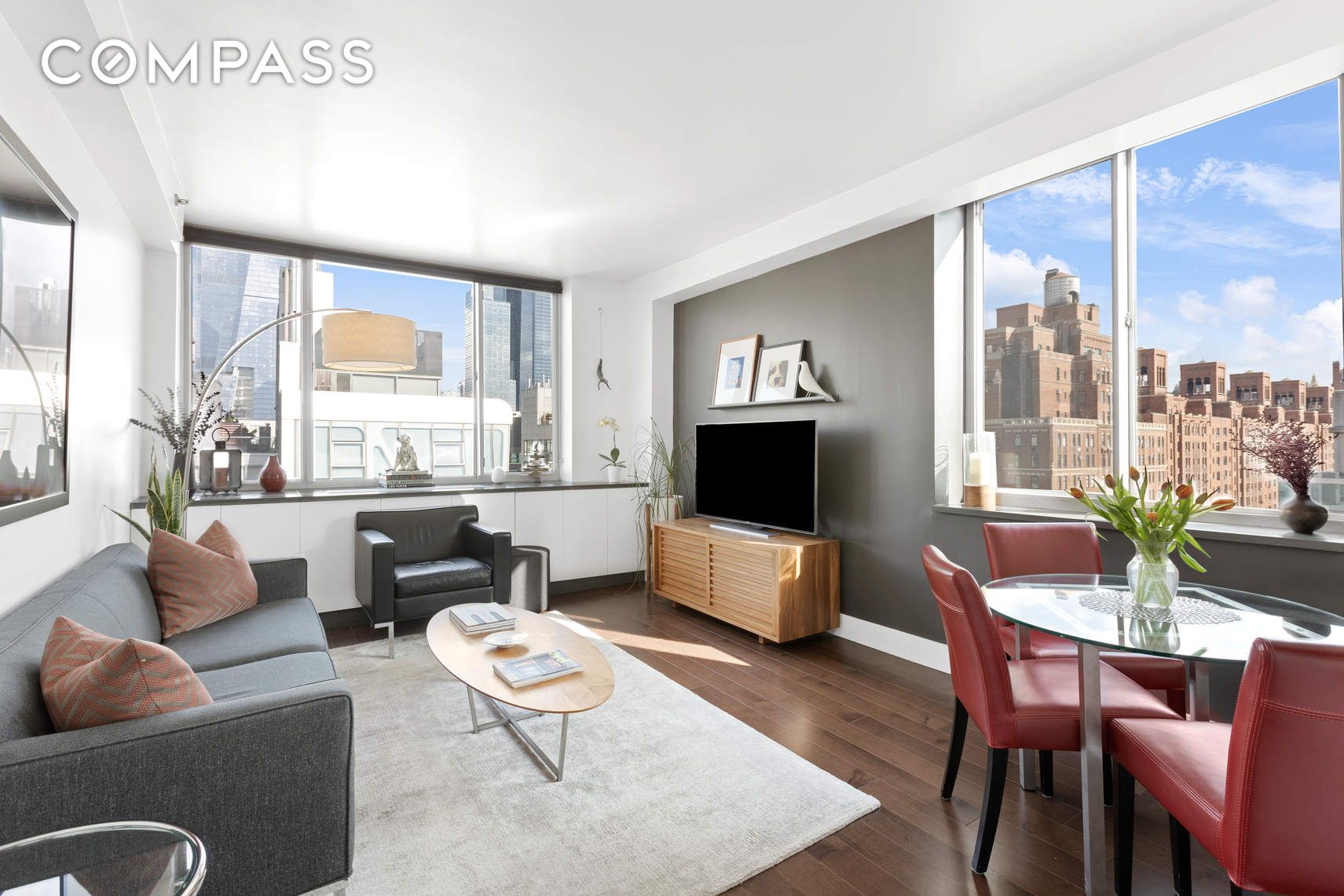 520 West 23rd Street Ph16f, Chelsea, Downtown, NYC - 2 Bedrooms  
2 Bathrooms  
6 Rooms - 