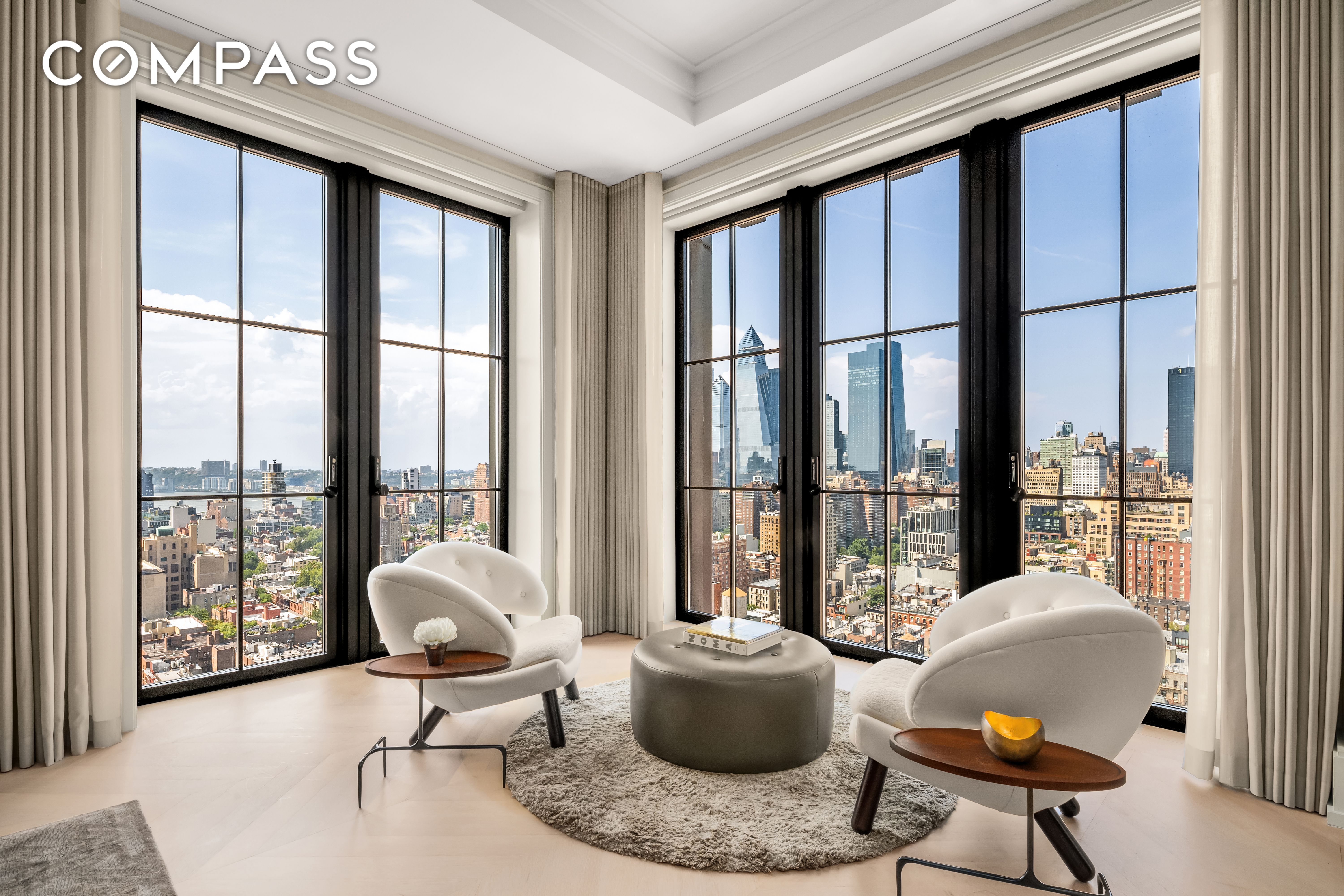 212 West 18th Street 19C, Chelsea, Downtown, NYC - 2 Bedrooms  
2.5 Bathrooms  
5 Rooms - 