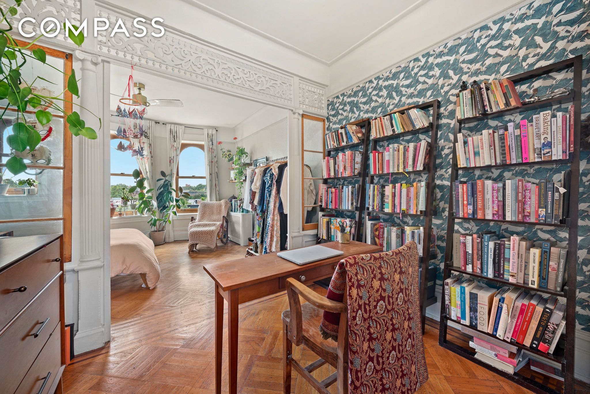 523 8th Street 4L, Park Slope, Brooklyn, New York - 2 Bedrooms  
1 Bathrooms  
4 Rooms - 