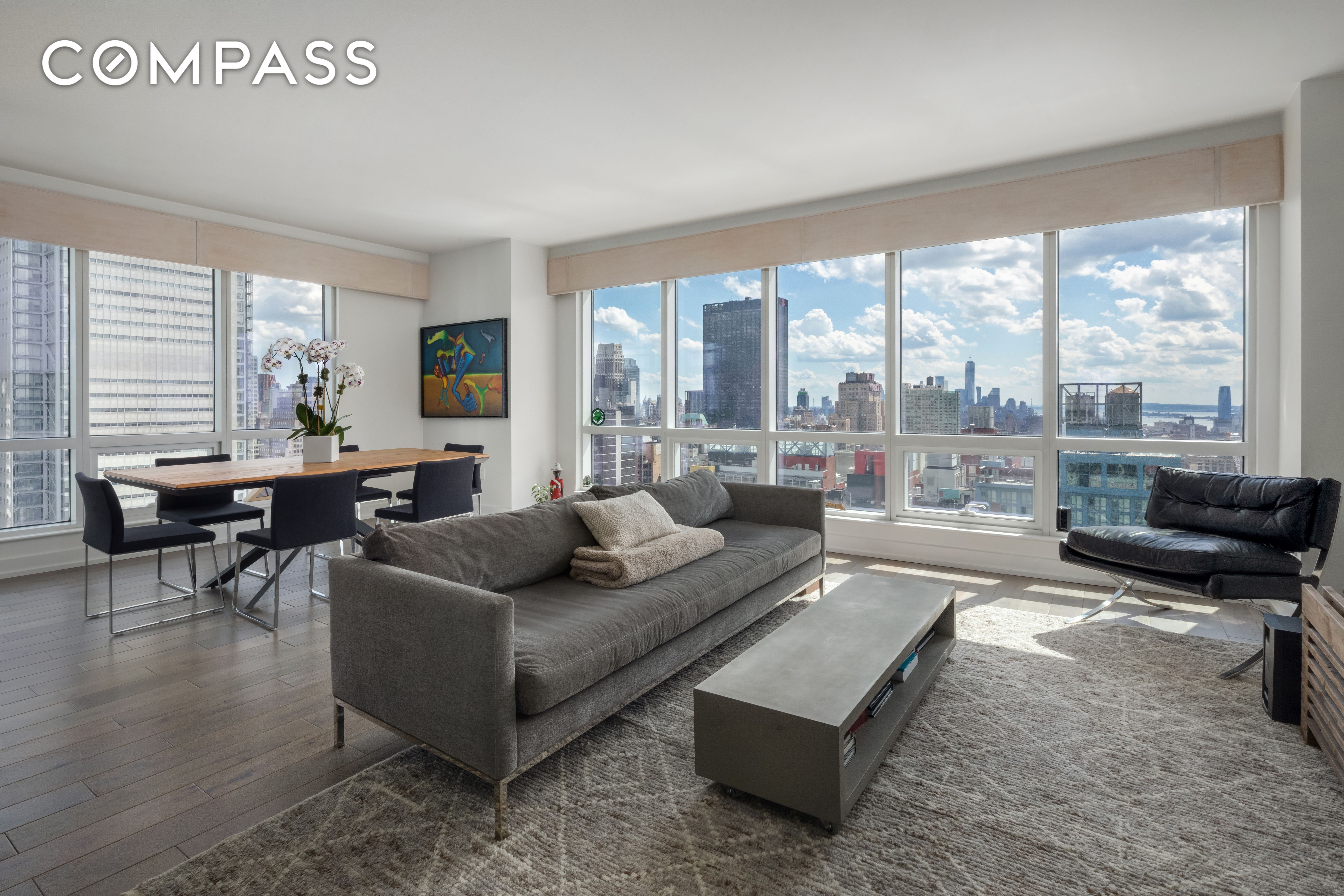 350 West 42nd Street 37G, Hell S Kitchen, Midtown West, NYC - 2 Bedrooms  
2 Bathrooms  
4 Rooms - 