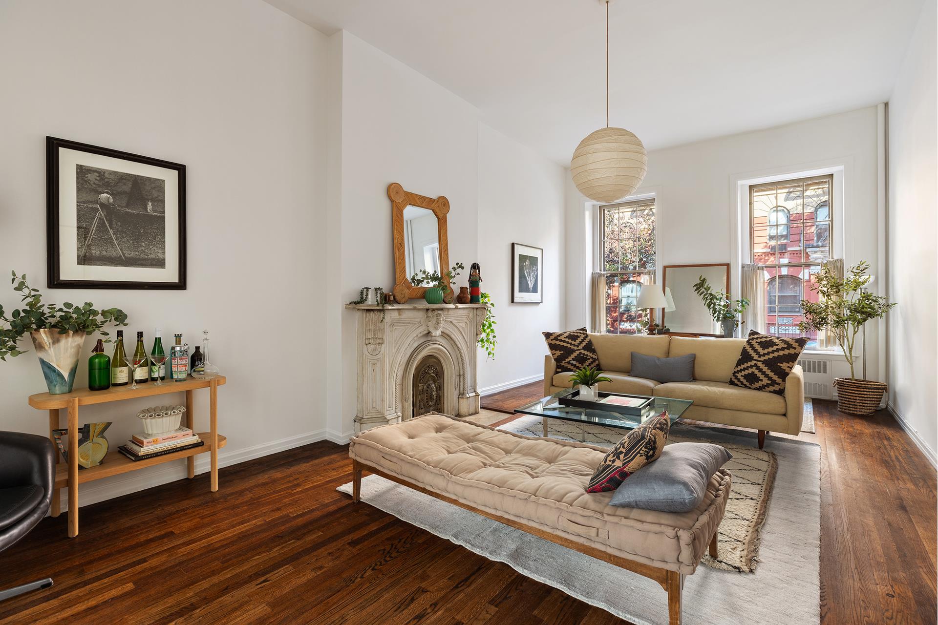 108 East 10th Street, East Village, Downtown, NYC - 5 Bedrooms  
3.5 Bathrooms  
11 Rooms - 