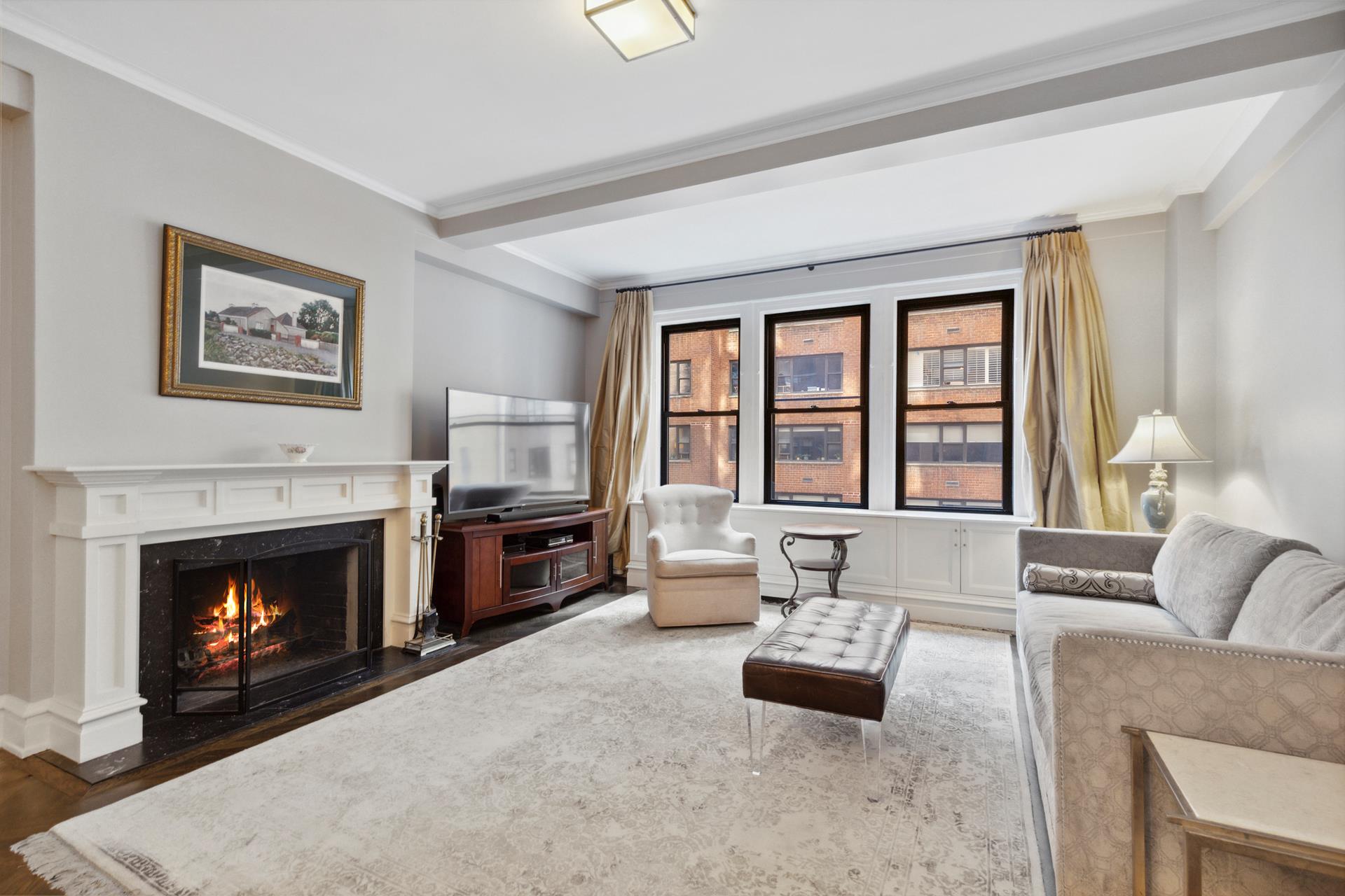 410 East 57th Street 6D, Sutton Place, Midtown East, NYC - 2 Bedrooms  
2 Bathrooms  
5 Rooms - 