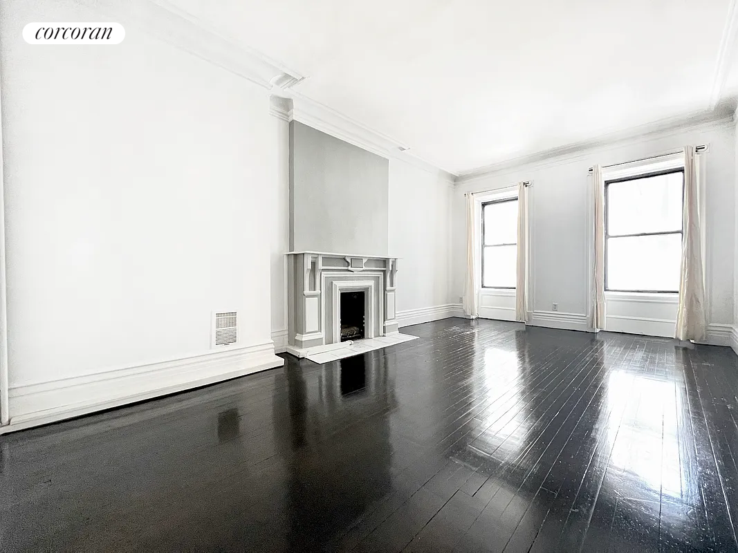 Photo 1 of 58 East 56th Street 3A, Midtown East, NYC, $3,300, Web #: 1084812972