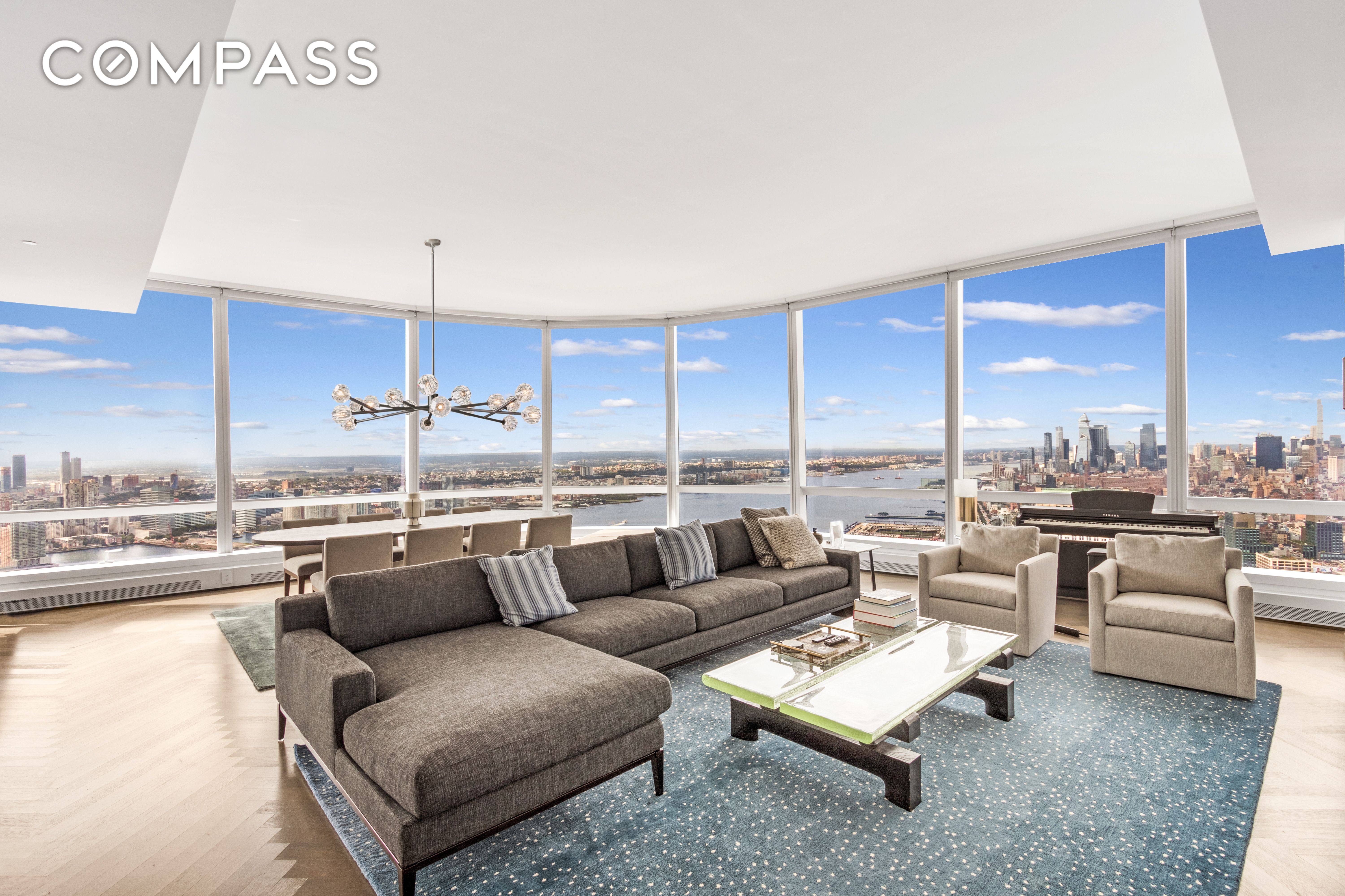 111 Murray Street 61W, Tribeca, Downtown, NYC - 5 Bedrooms  
6.5 Bathrooms  
8 Rooms - 