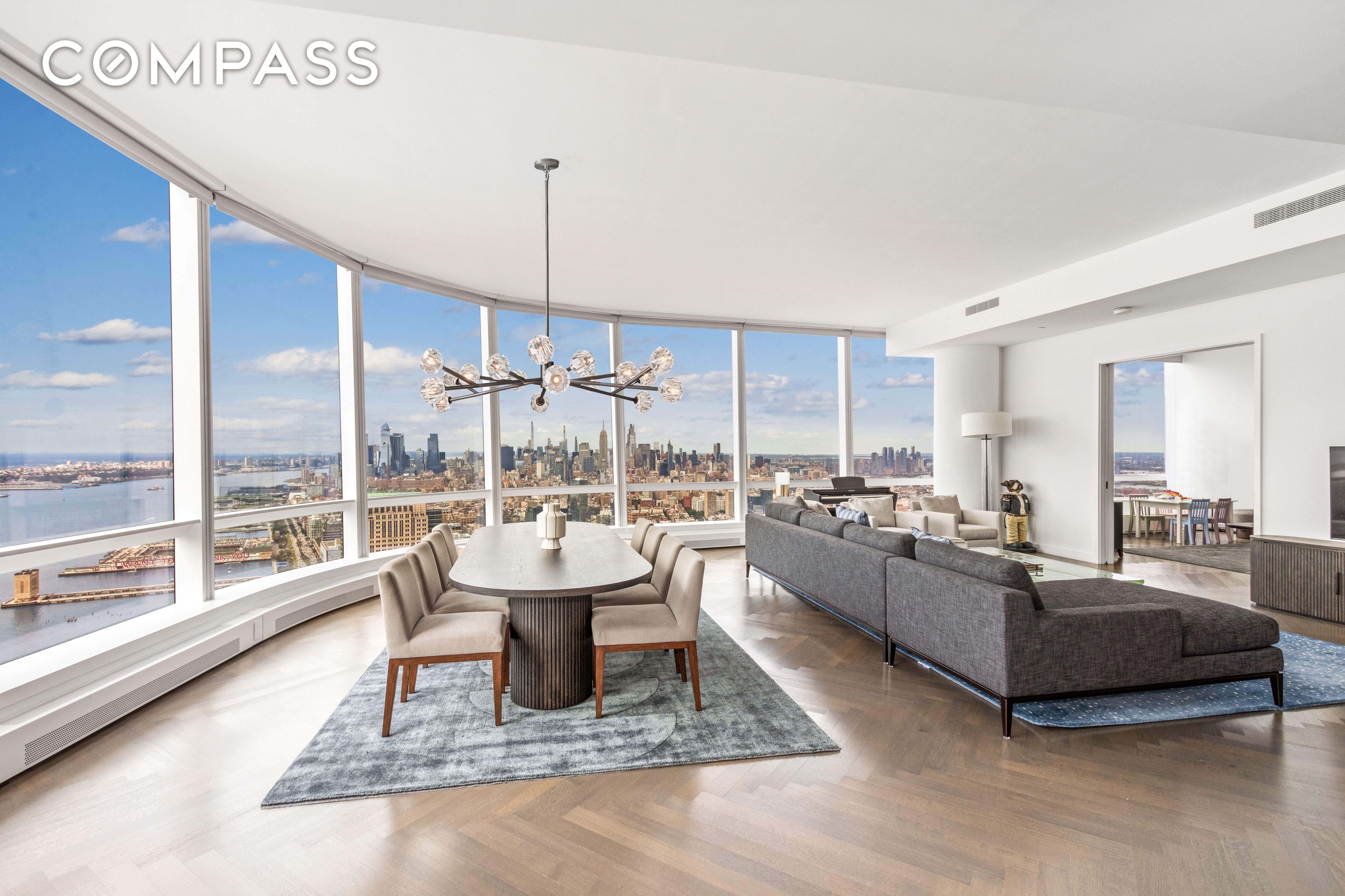 111 Murray Street 61W, Tribeca, Downtown, NYC - 5 Bedrooms  
6.5 Bathrooms  
8 Rooms - 