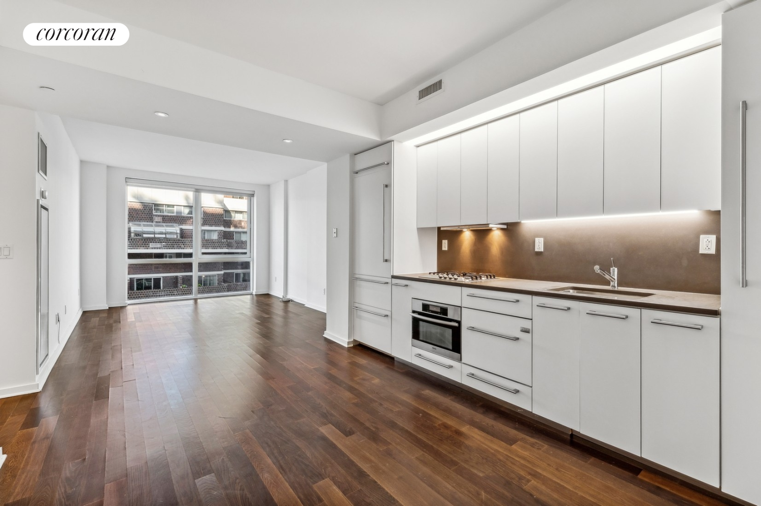 340 East 23rd Street 9K, Gramercy Park, Downtown, NYC - 1 Bedrooms  
1 Bathrooms  
3 Rooms - 