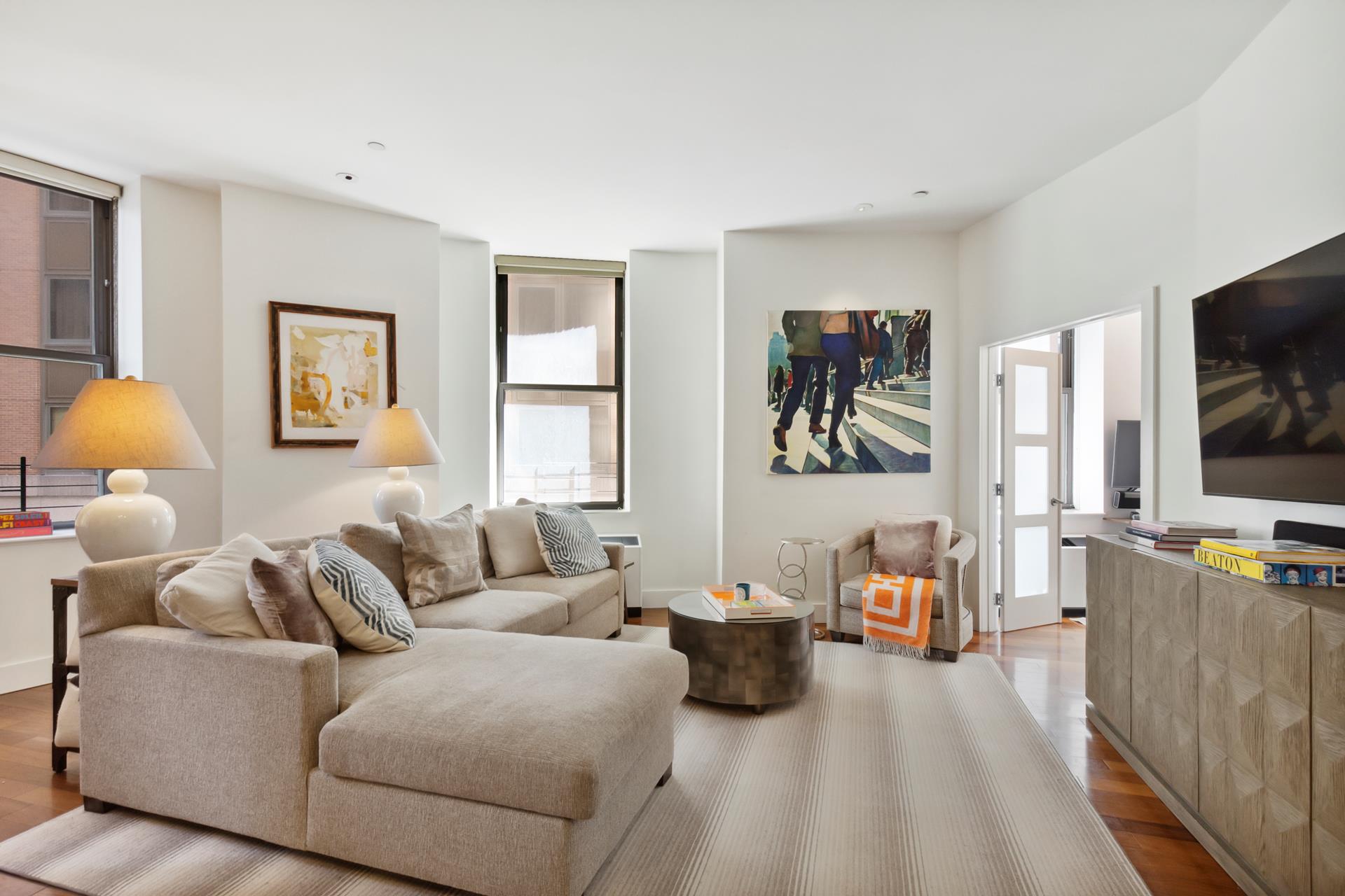 1 Wall Street Court 405, Financial District, Downtown, NYC - 3 Bedrooms  
2 Bathrooms  
6 Rooms - 