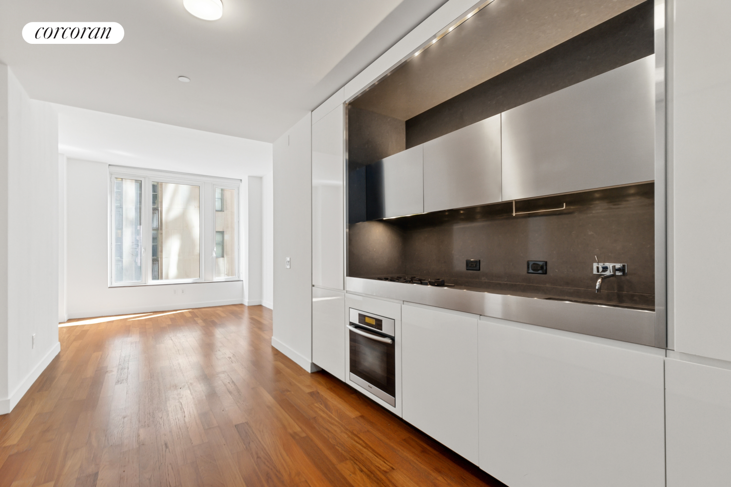 Photo 1 of 15 South William Street 10G, Financial District, NYC, $999,000, Web #: 1086378212