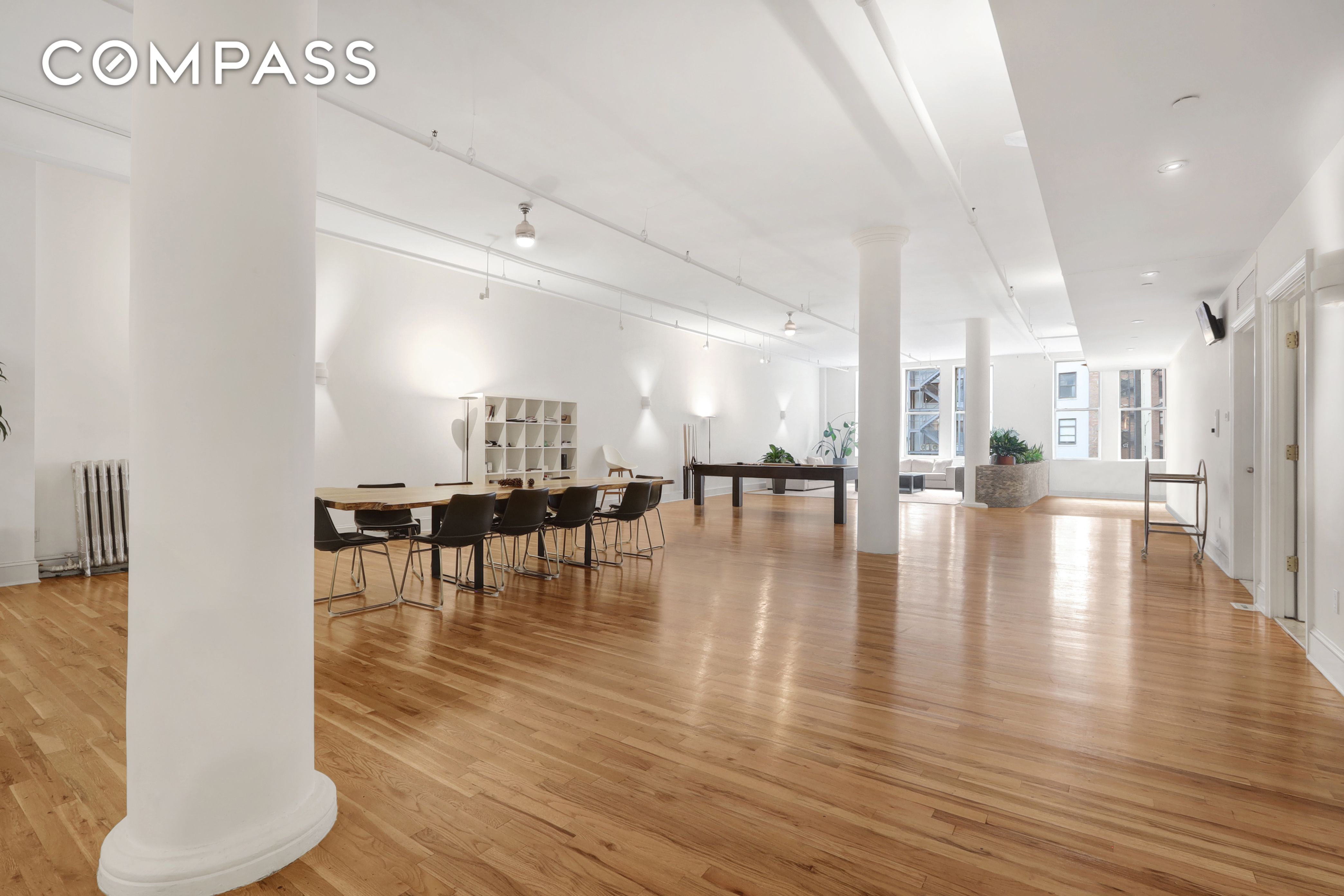 5 East 17th Street Loft 4, Flatiron, Downtown, NYC - 4 Bedrooms  
4 Bathrooms  
8 Rooms - 