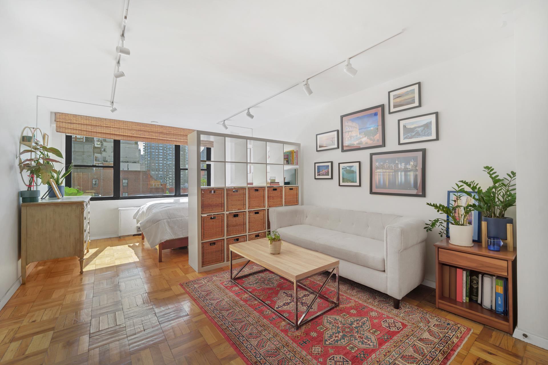 175 East 74th Street 9D, Lenox Hill, Upper East Side, NYC - 1 Bathrooms  
1 Rooms - 