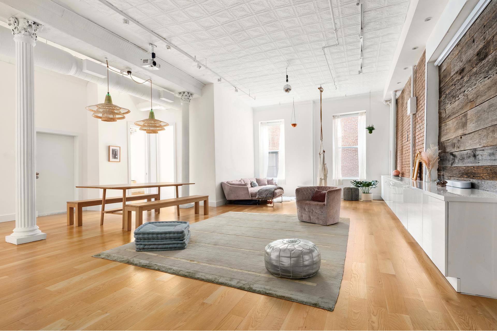 477 Broome Street 44, Soho, Downtown, NYC - 2 Bedrooms  
1 Bathrooms  
4 Rooms - 