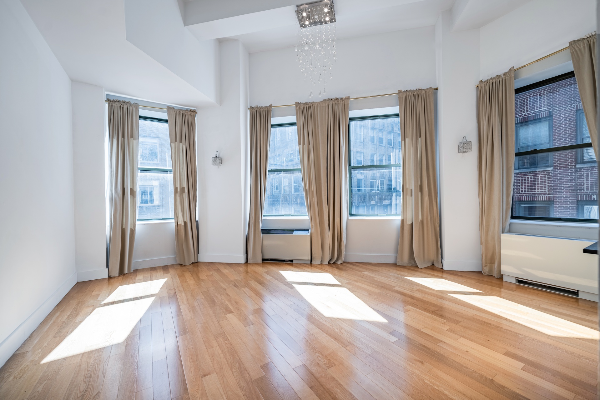 99 John Street 1207, Lower Manhattan, Downtown, NYC - 1 Bedrooms  
1 Bathrooms  
3 Rooms - 