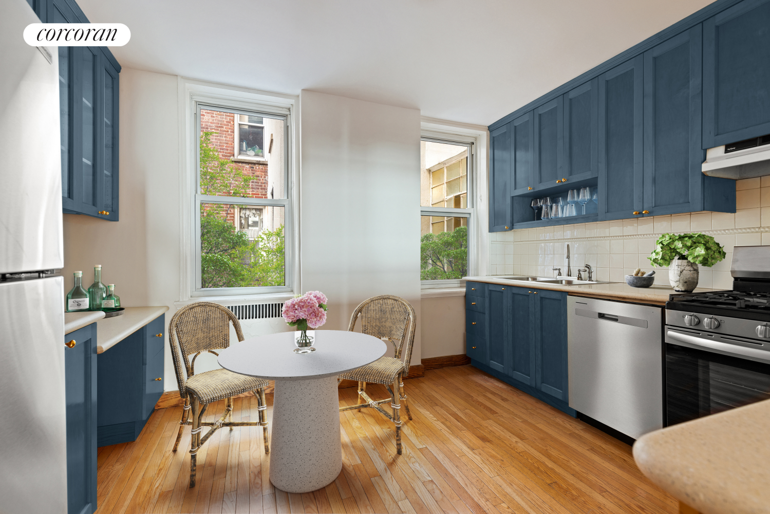 519 East 86th Street 2D, Yorkville, Upper East Side, NYC - 2 Bedrooms  
2 Bathrooms  
4 Rooms - 