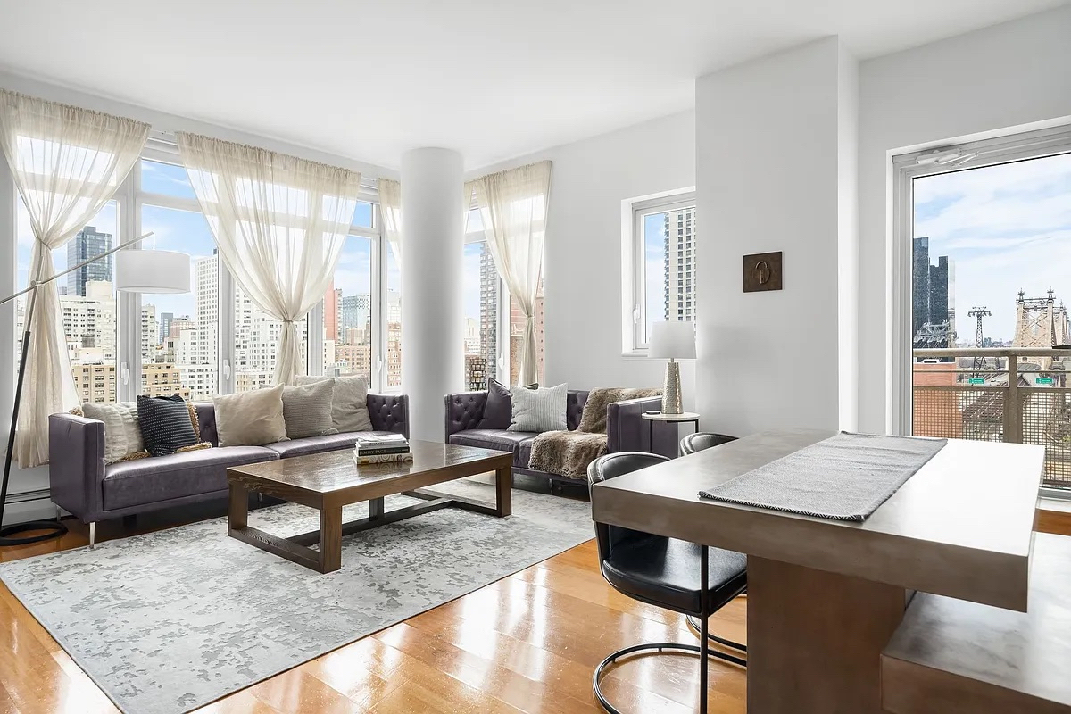 205 East 59th Street 14A, Lenox Hill, Upper East Side, NYC - 1 Bedrooms  
1.5 Bathrooms  
3 Rooms - 