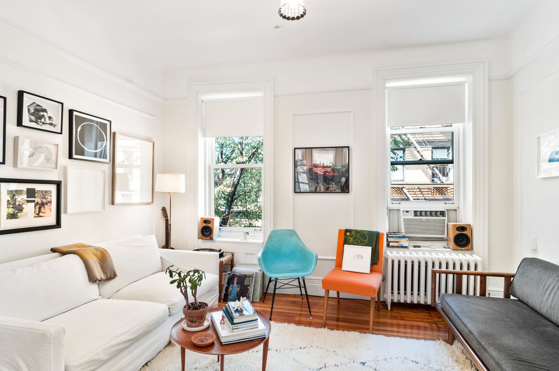 259 West 4th Street 12, West Village, Downtown, NYC - 1 Bedrooms  
1 Bathrooms  
3 Rooms - 