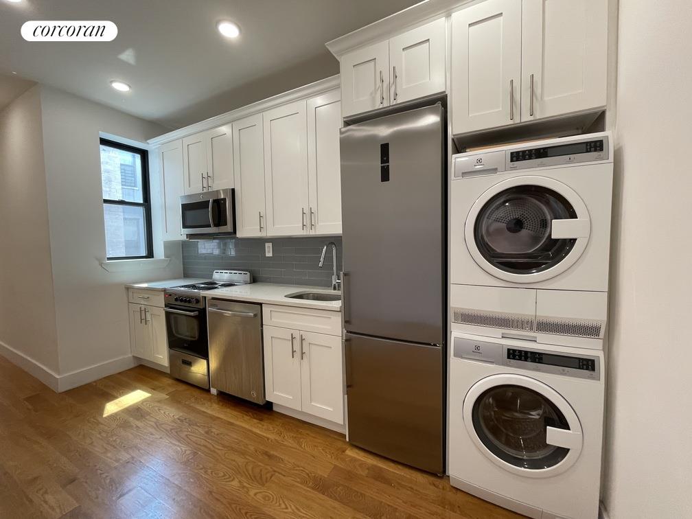 102 West 138th Street 5Bb, Central Harlem, Upper Manhattan, NYC - 2 Bedrooms  
1 Bathrooms  
4 Rooms - 