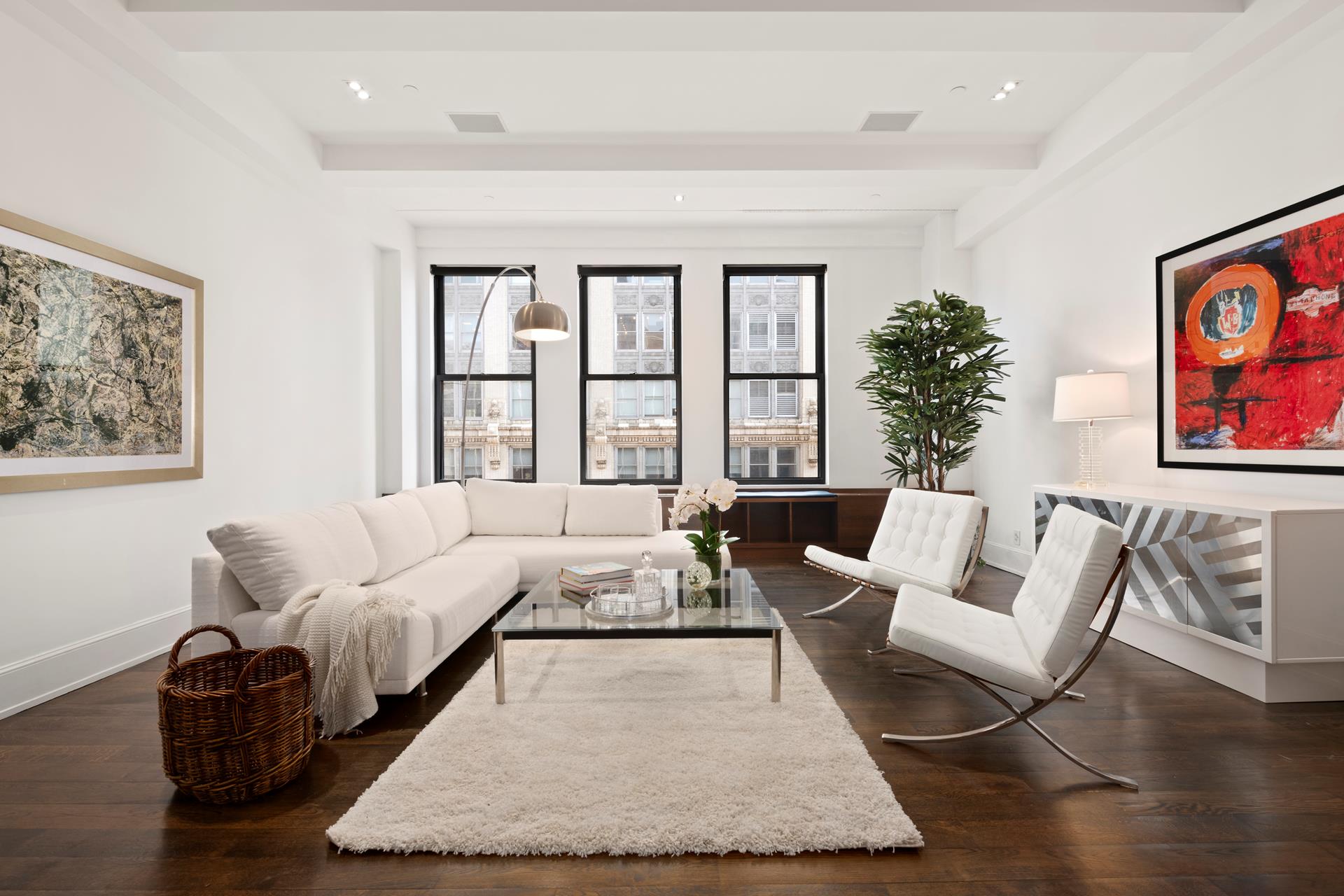 260 Park Avenue 9D, Flatiron, Downtown, NYC - 3 Bedrooms  
2.5 Bathrooms  
6 Rooms - 