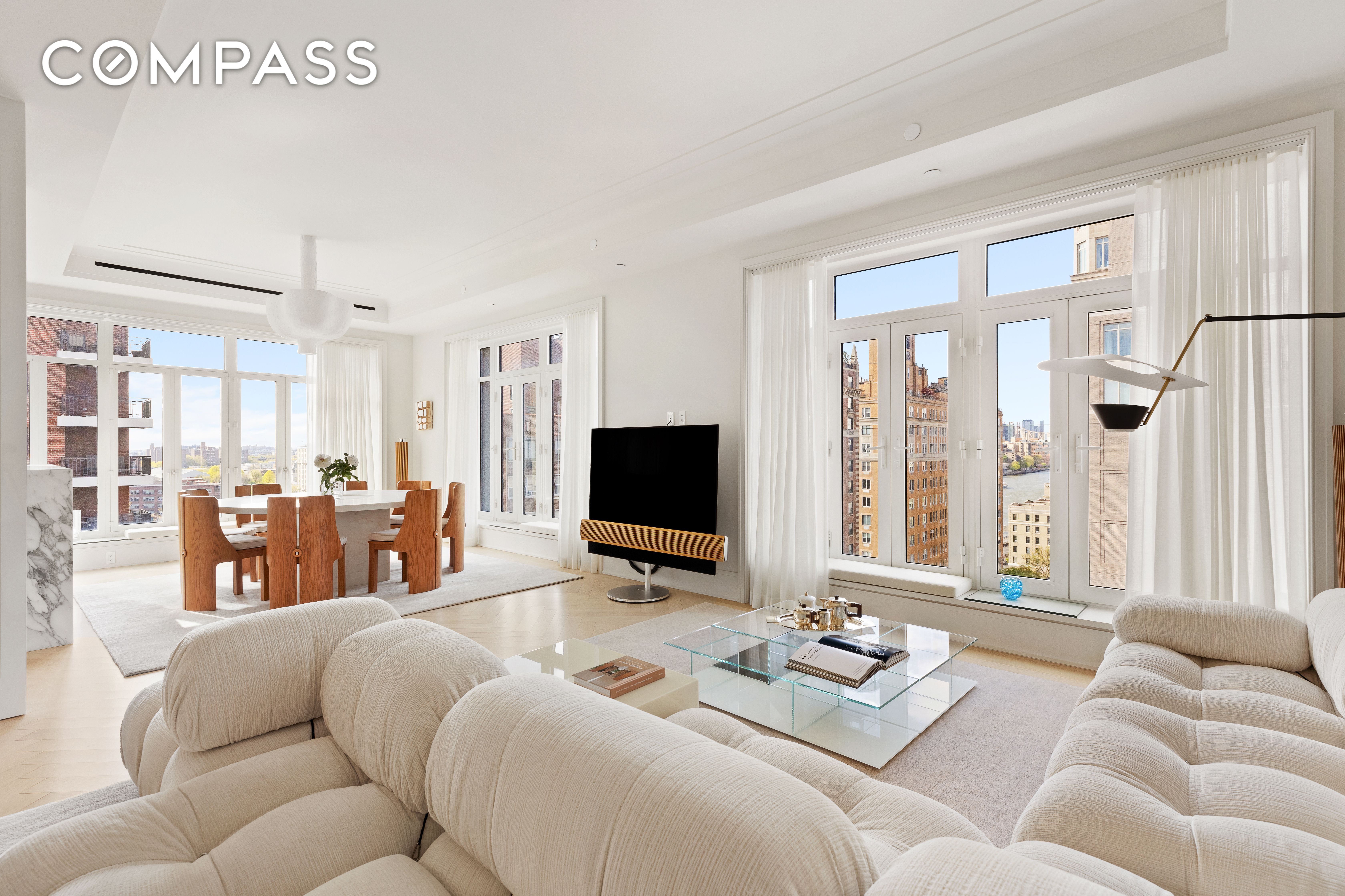 40 East End Avenue 10A, Upper East Side, Upper East Side, NYC - 3 Bedrooms  
3.5 Bathrooms  
5 Rooms - 