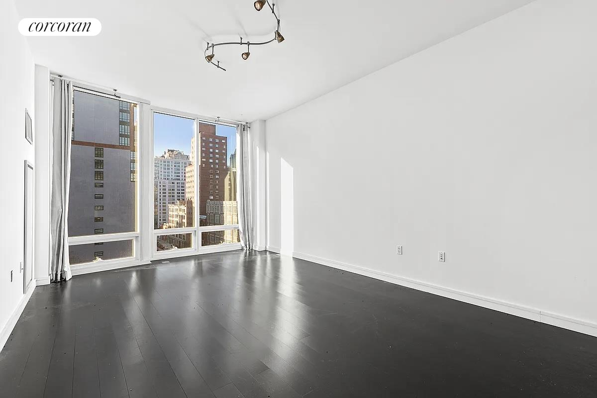 300 East 23rd Street 9E, Gramercy Park, Downtown, NYC - 1 Bedrooms  
1 Bathrooms  
3 Rooms - 