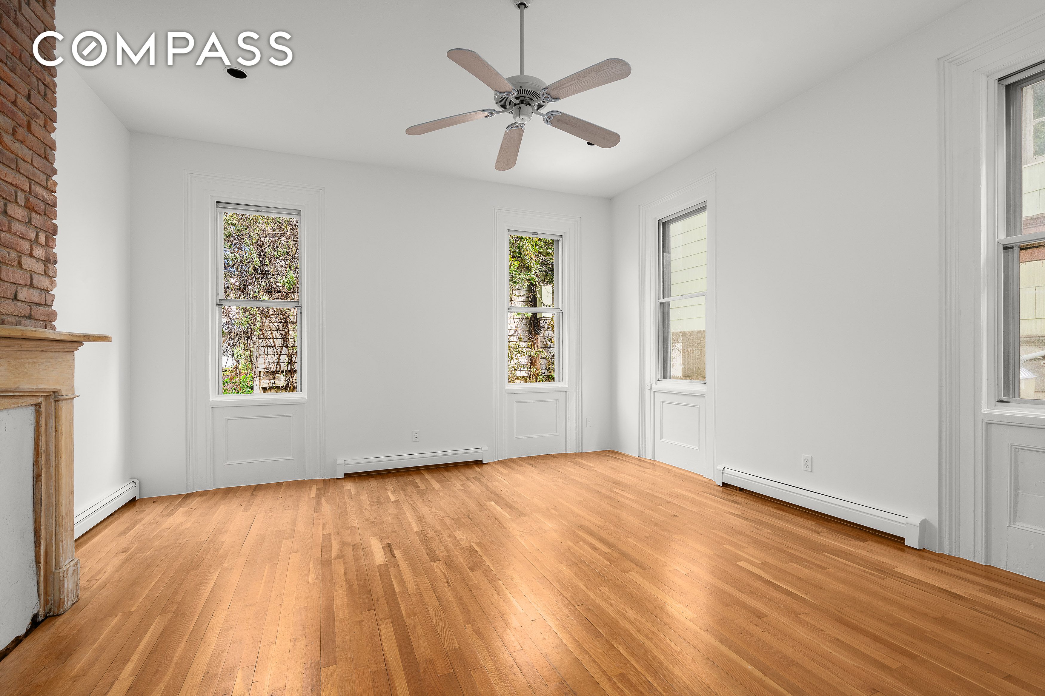 197 North 5th Street, Williamsburg, Brooklyn, New York - 4 Bedrooms  
3 Bathrooms  
9 Rooms - 