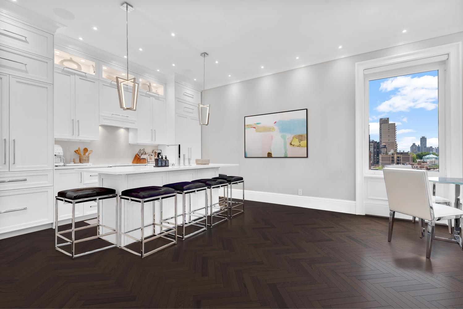 140 West 69th Street 81D, Lincoln Square, Upper West Side, NYC - 3 Bedrooms  
3.5 Bathrooms  
7 Rooms - 