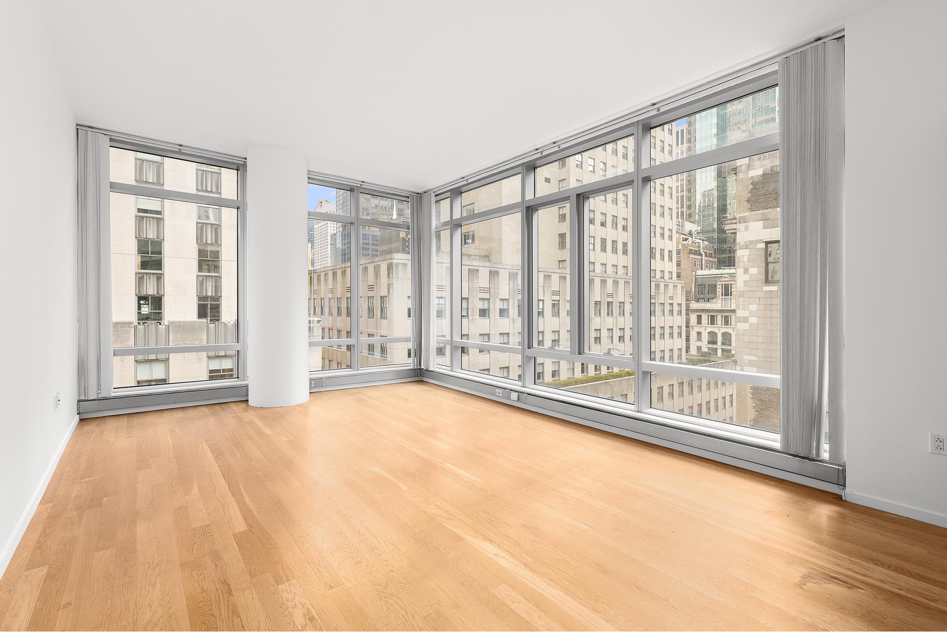 18 West 48th Street 11B, Chelsea And Clinton, Downtown, NYC - 1 Bedrooms  
1.5 Bathrooms  
3 Rooms - 