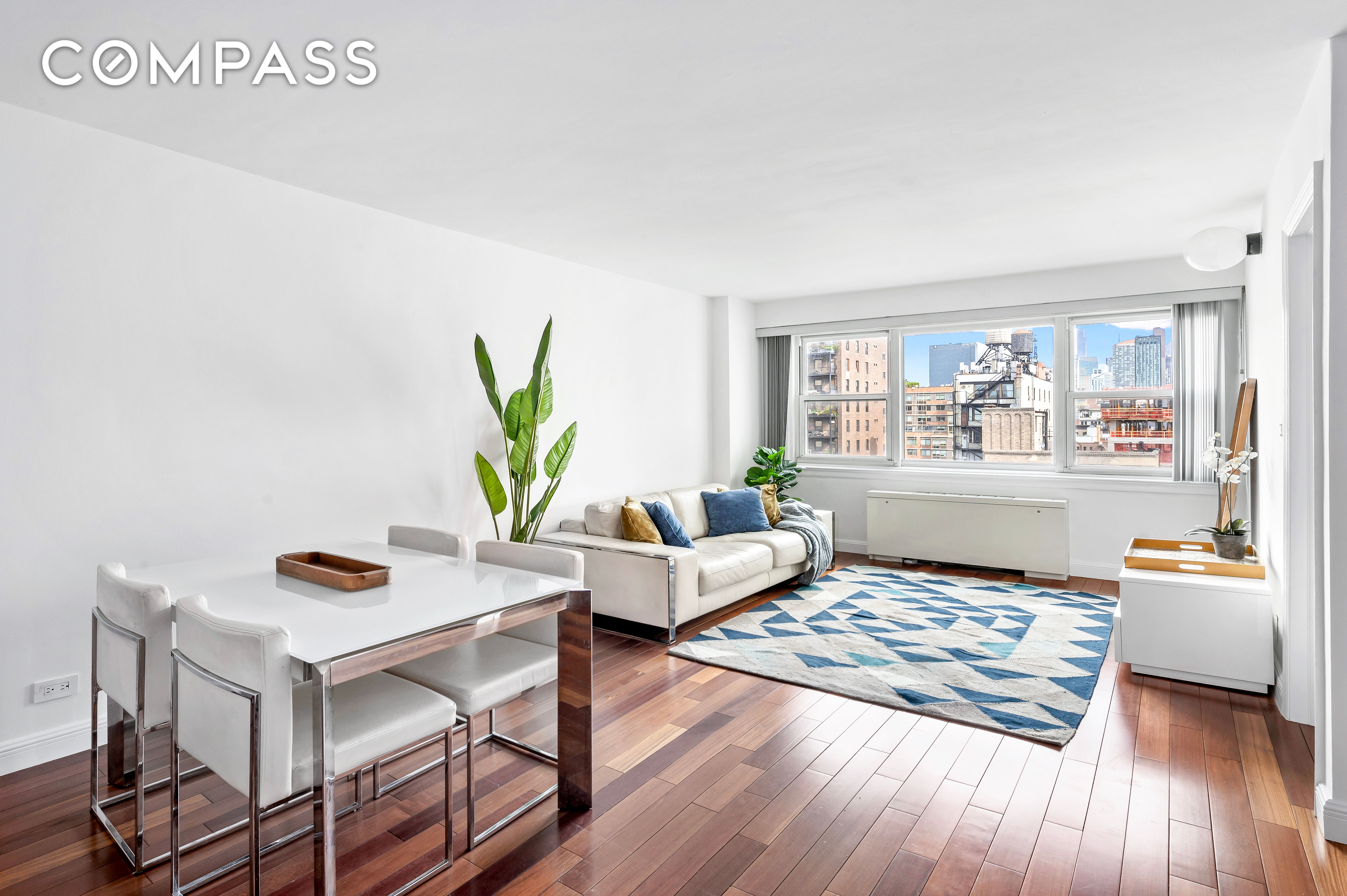 101 West 12th Street 12X, West Village, Downtown, NYC - 1 Bedrooms  
1 Bathrooms  
3 Rooms - 