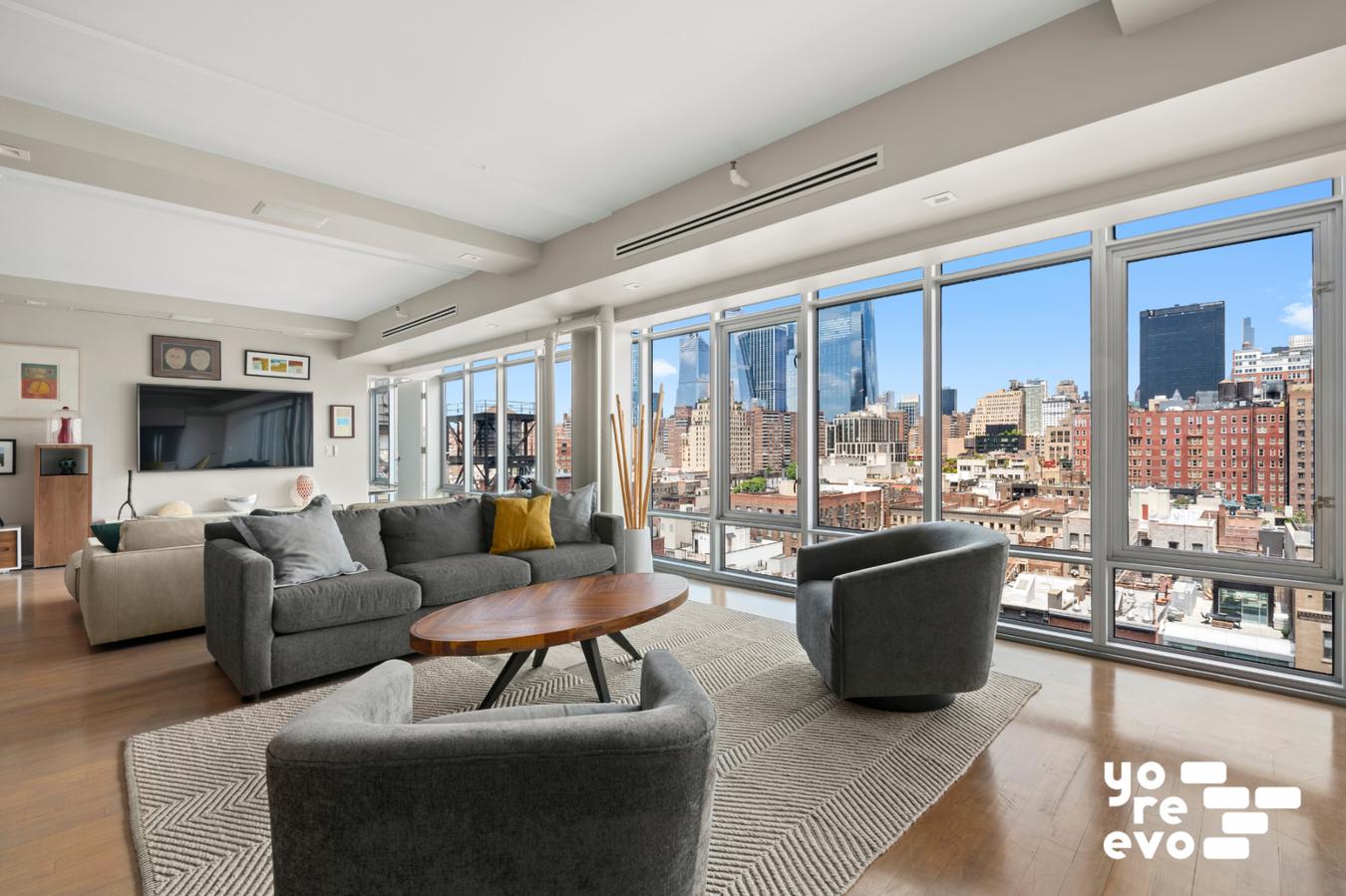 217 West 19th Street 11, Chelsea, Downtown, NYC - 4 Bedrooms  
3 Bathrooms  
7 Rooms - 